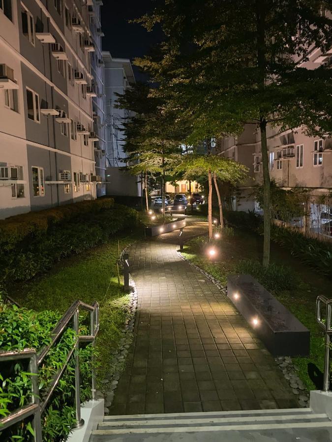 Agape Rentals In Trees Residences Caloocan Εξωτερικό φωτογραφία